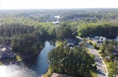 This exceptional large one-third acre waterfront property is - photo 5