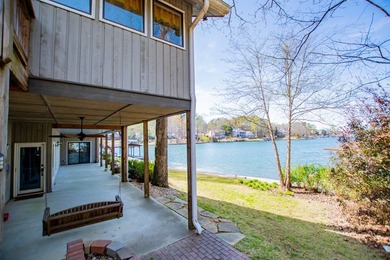 Experience the best of lake life in this stunning 5,000 sq ft - photo 8