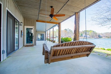 Experience the best of lake life in this stunning 5,000 sq ft - photo 9