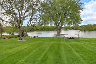 Luxury Mississippi Riverfront Home - Offered for the First Time - photo 11