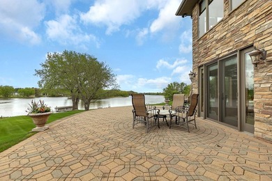 Luxury Mississippi Riverfront Home - Offered for the First Time - photo 13