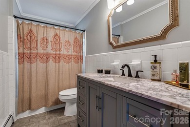 Fully Furnished, turnkey, impeccably maintained waterfront - photo 15