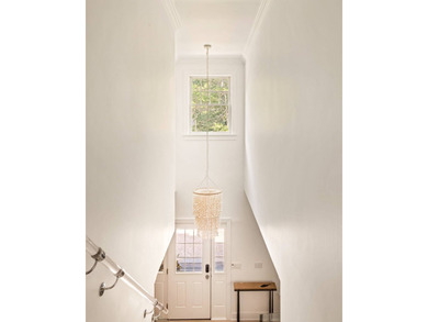 Completely renovated and beautifully finished, this - photo 19