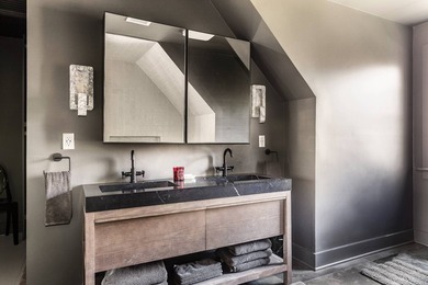 Completely renovated and beautifully finished, this - photo 21