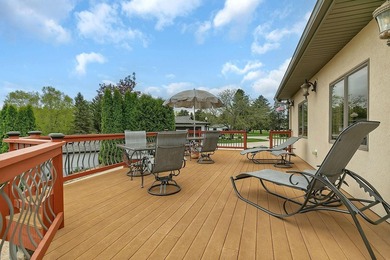 Luxury Mississippi Riverfront Home - Offered for the First Time - photo 24