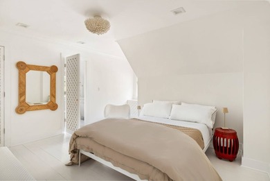 Completely renovated and beautifully finished, this - photo 25