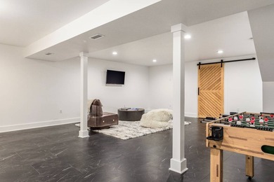 Completely renovated and beautifully finished, this - photo 27