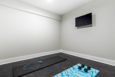 Completely renovated and beautifully finished, this - photo 28