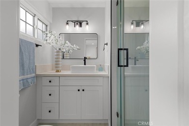GORGEOUS HOME ideally located on the border of Westminster and - photo 31