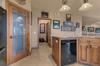Luxury Mississippi Riverfront Home - Offered for the First Time - photo 31