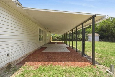Welcome to this beautifully remodeled, turn-key home in - photo 33