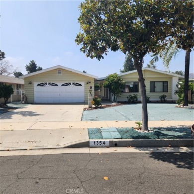 Diamond Valley Lake Home Active Under Contract in Hemet California