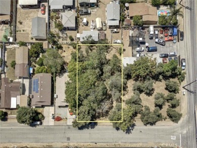 Lake Lot Sale Pending in Lake Elsinore, California