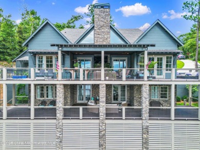 Lake Home For Sale in Alexander City, Alabama