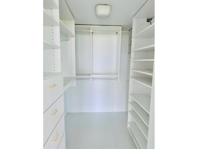 Rare opportunity : FOR SALE or RENT WITH OPTION TO BUY : - photo 13