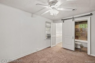 Welcome to your own lakeside oasis! This beautifully updated - photo 15