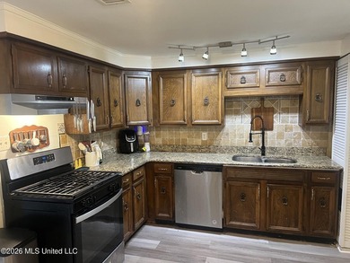 Priced to sell! As -is! $129.900 Just 4 blocks from the beach - photo 3