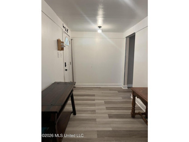 Priced to sell! As -is! $129.900 Just 4 blocks from the beach - photo 8