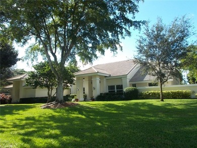 Income-producing 4-unit STR multifamily with prime redevelopment - photo 11