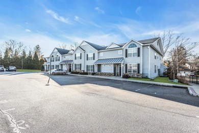 (private lake, pond, coastal) Condo For Sale in Glen Cove New York