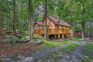 Wildwood Lake Home For Sale in Lake Ariel Pennsylvania