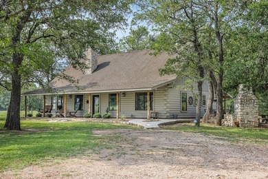 (private lake, pond, creek) Home For Sale in La Grange Texas