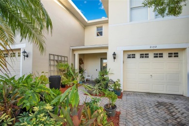 Buenaventura Lakes Area Townhome/Townhouse Sale Pending in Kissimmee Florida