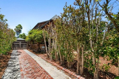 Rich in character & timeless appeal, this Arts & Crafts-style - photo 4