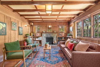 Rich in character & timeless appeal, this Arts & Crafts-style - photo 10