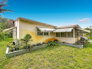 This recently renovated and very spacious 4 bedroom, home - photo 20