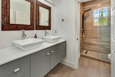 LOCATION! LOCATION! This Gorgeous Home Is Located On A Premier - photo 34