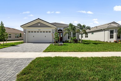 (private lake, pond, coastal) Home For Sale in Westlake Florida