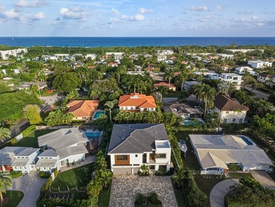 Located just two blocks from Boca's coveted South Beach, this - photo 3