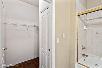 3 bedroom Condo Unit located centrally in the gated and well - photo 16