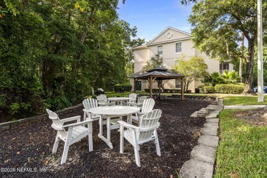 3 bedroom Condo Unit located centrally in the gated and well - photo 27