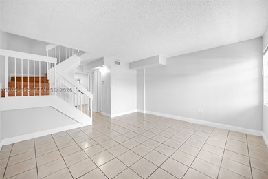 Welcome to this move-in-ready 2-bedroom, 2.5-bath 2-story - photo 4