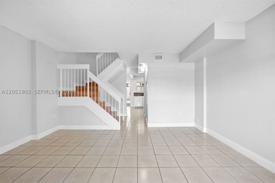 Welcome to this move-in-ready 2-bedroom, 2.5-bath 2-story - photo 5