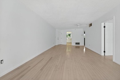 Don't miss this super clean, 2BR, 2 BA in highly sought after - photo 5