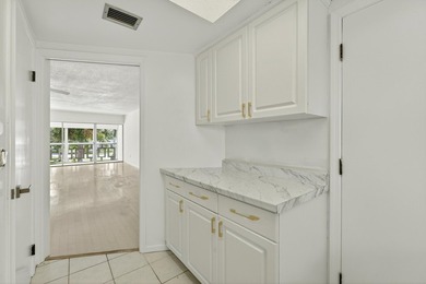 Don't miss this super clean, 2BR, 2 BA in highly sought after - photo 6