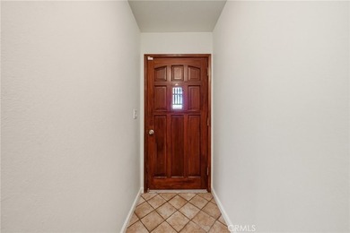 Hello NEW Roof ! Cute house, large lot, lots of parking, garage - photo 5