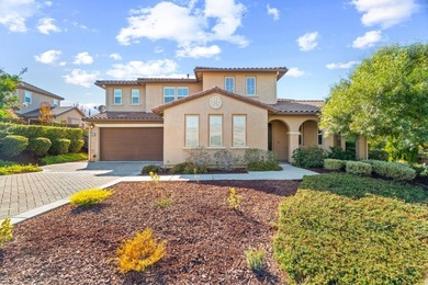 EXCLUSIVE HILLTOP VIEW HOME | Perched on a corner lot along a - photo 2