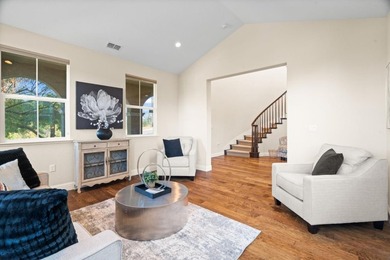 EXCLUSIVE HILLTOP VIEW HOME | Perched on a corner lot along a - photo 7