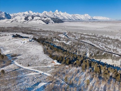 Sitting above the valley floor, this Kelly Highlands property - photo 2