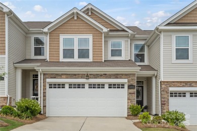 Lake Townhome/Townhouse For Sale in Charlotte, North Carolina