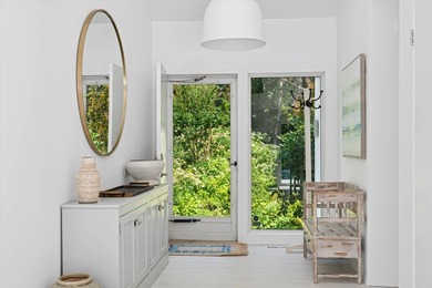 This beautifully renovated and thoughtfully decorated - photo 11