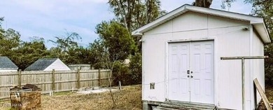 Sunset Park | 3BR | No HOA | One Level | Workshop | Large Fenced - photo 14