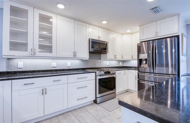 Extraordinary completely renovated residence on brick streets of - photo 14