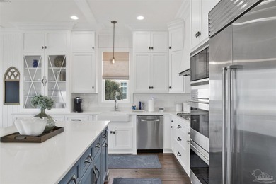 Step into unmatched luxury with this direct Gulf-front estate - photo 15