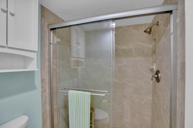 Fully furnished 2BR/2BA condo with golf & tennis court views - photo 18