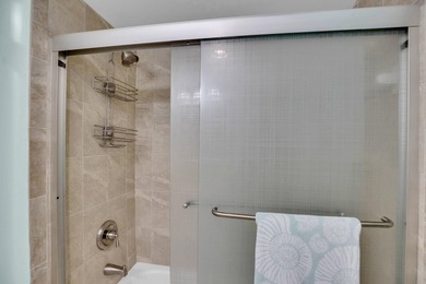 Fully furnished 2BR/2BA condo with golf & tennis court views - photo 23